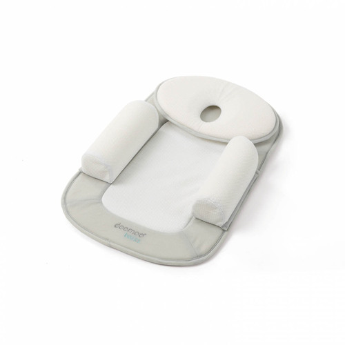 Cuscino ergonomico per la corretta posizione della testa del bambino 