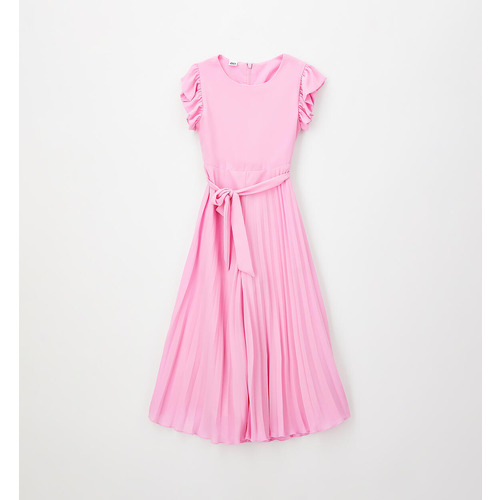 Eleganter Mädchenanzug 