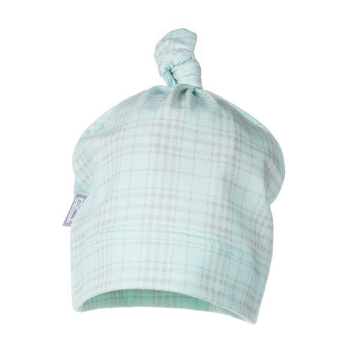 Gorro de bebé con nudo 