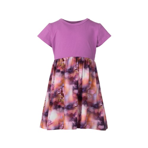 Sommerkleid mit kurzen Ärmeln 