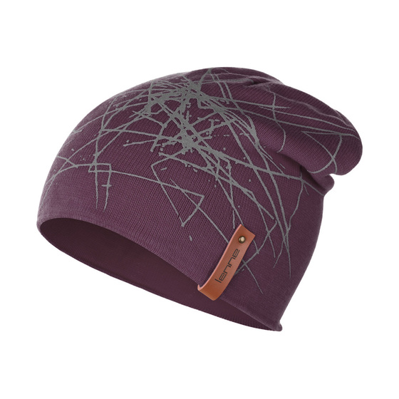 Beanie with a reflective print 