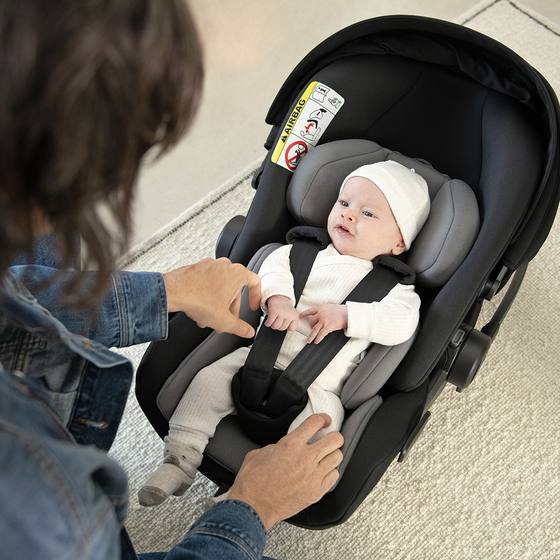 Nuna arra™ flex  (hover)