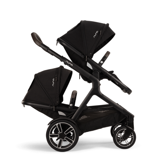Nuna seconda seduta per demi™ next  (hover)
