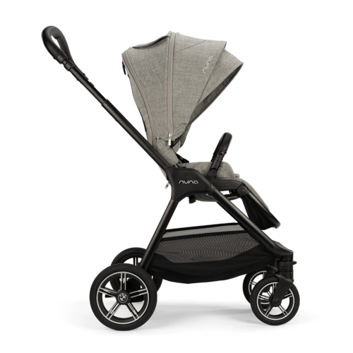 Passeggino Nuna Triv Next BMW 