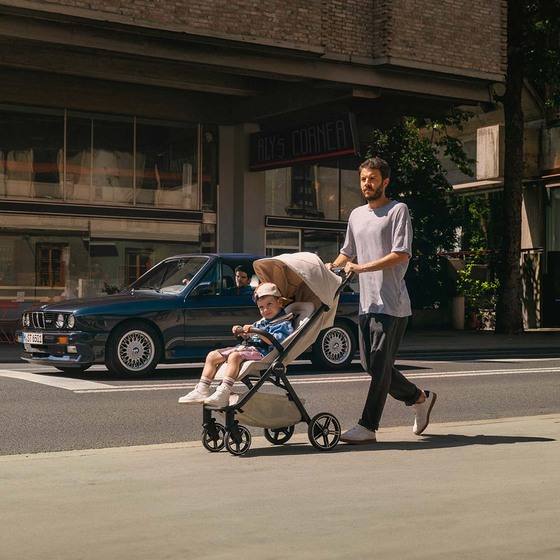 Nuna trvl™ lx collezione bmw  (hover)