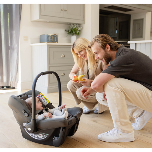 Seggiolino auto Joie Spin 360 GTI Eclipse con rotazione a 360° 